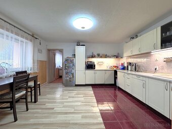 Rodinný dom s veľkým pozemkom 1917 m² v tichej časti Holíča - 3