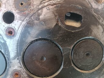 Hlava valcov Mitsubishi Pajero 2.8 - 3