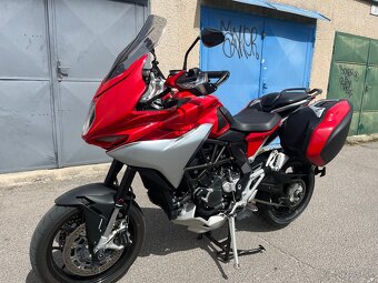 MV Agusta Turismo Veloce 800 - 3