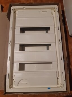 Rozvodnica rozvádzač Eaton 36+6 modulová IP30 - 3