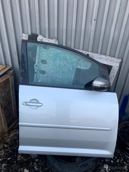 Predam VW Touran Dvere predne, zadne - 3