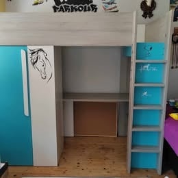 Poschodová posteľ so šatníkom a stolikom - 3
