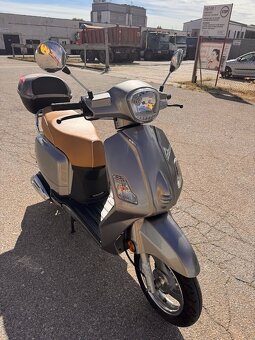 2021 GENERIC CLASSIC 125 ccm, naj. 4500 km , nový servis - 3
