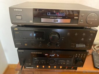 Predam SONY ,JVC - 3