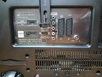 LCD TV s vysoko lesklým povrchom (LG) - 3