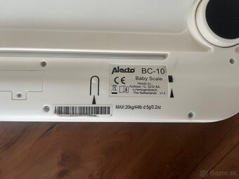 Digitálna dojčenská váha pre deti Alecto - 3