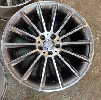 Originál Mercedes-Benz R20 AMG - 3