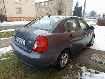 Hyundai Accent 1.4 - 3
