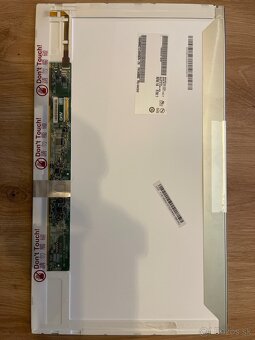 LCD panel B156XTN02.0 - 3