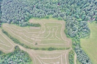 Predaj Rekreačného Pozemku 6970 m2 v Obci Peklina - 3