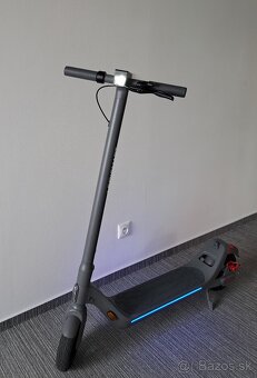 Leqi D12 (Leqismart) - elektrická kolobežka, čierna - 3