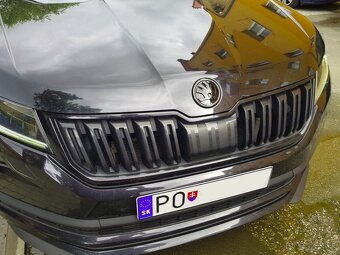 Čierne / karbónové znaky - logo na ŠKODA - 3