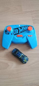 Hotwheels RC Nissan GTR - 3