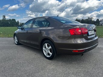 VOLKSWAGEN JETTA 1.2 tsi - 3