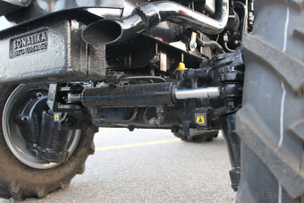 Predvádzací stroj - Solis 22 s vyorávačom, pluhom a závažím - 3