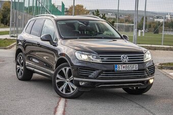 Volkswagen Touareg Executive 4Motion 3.0TDI V6 (2017-2019) - 3