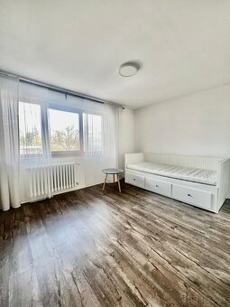 Útulná, veľká garzónka v rodinnom dome , BA -Nové Mesto - 3