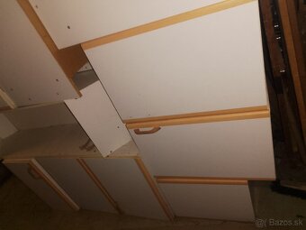 Kuchynská linka - 3