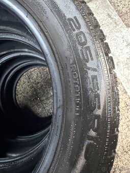 Predám zimné pneu 205/55R16 91H - 3