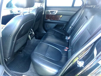 Jaguar XF 2.7D V6 Premium Luxury - 3