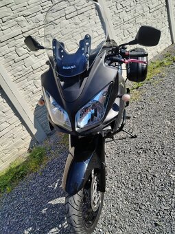 Suzuki v strom 650 najazdené iba 17 300 km - 3