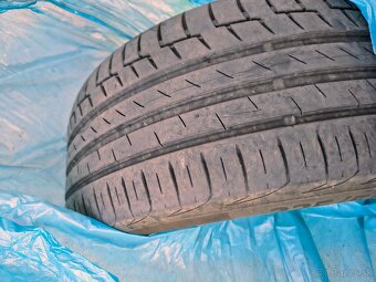 Pneumatiky Continental R17 225/50 - 3