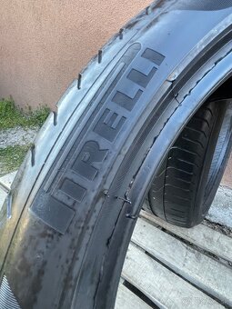 Pirelli 265/35 R20 2x=150e - 3