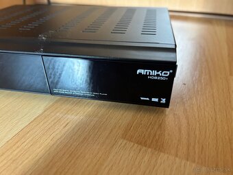 Satelitný prijímač Amiko HD8250+ - 3