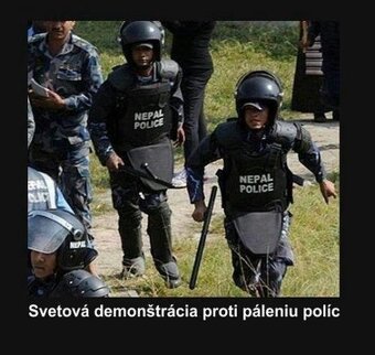 Drevená polica - 3