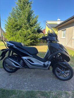 2017 Piaggio MP3 300 LT - stačí Vp skupiny B - 3