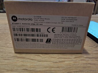 Motorola Edge 40 Neo 12/256GB Black - 3