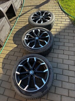 235/45 R18 Škoda Superb - 3