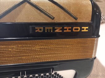 Predám kvalitný 120 basový akordeón - 3