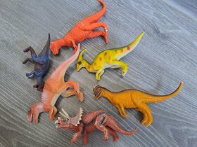 Stredné dinosaury, 6x 15cm - 3