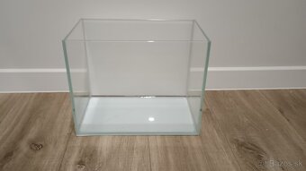 Nano Optiwhite akvárium 30x18x24 - 3