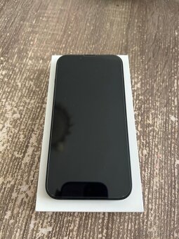 iPhone 13 128GB - 3