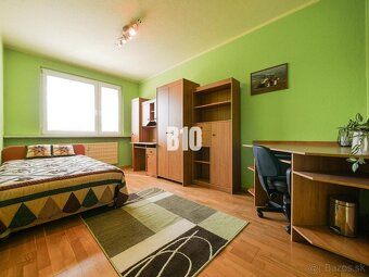 EXKLUZÍVNE na predaj 4-izbový byt, 80 m² + loggia, pivnica - - 3