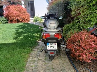 Predám Suzuki AN 650 burgman - 3