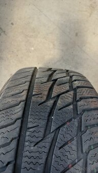 195/65 R15 - 3