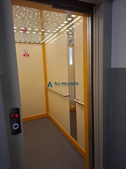Ponúkame na predaj garzónku s loggiou na Rezedovej ulici v R - 3