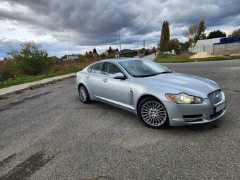 Jaguar XF 3.0D V6 202 kW –  po veľkom servise, výbava LUX - 3