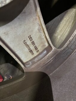 elektróny Vw Group r18 8J et43 - 3