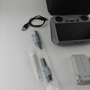 DJI Mini 4 Pro / RC 2 + fly more combo - 3