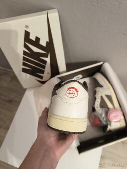 Jordan 1 Low x Travis Scott Reverse Mocha ⚪🤎 - 3