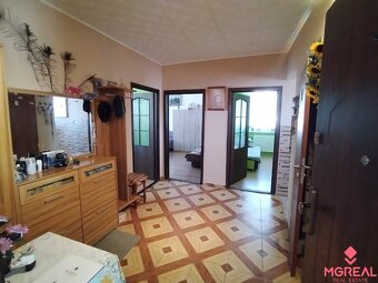 Predaj 4 -izbového bytu - Pukanec - 3