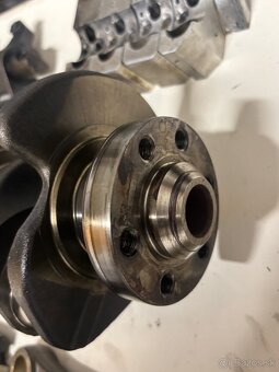 Rozpredam diely z passatu b6 - 3