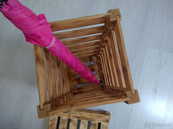 dreveny botnik a box na dazdnik - 3