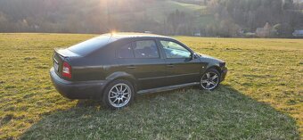 Škoda Octavia 1.8T 4x4 sedan - 3