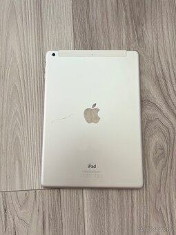IPad Aire 16GB A1475 zablokovaný - 3