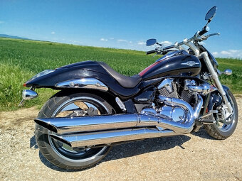 Suzuki Intruder 1800 VZR - 3